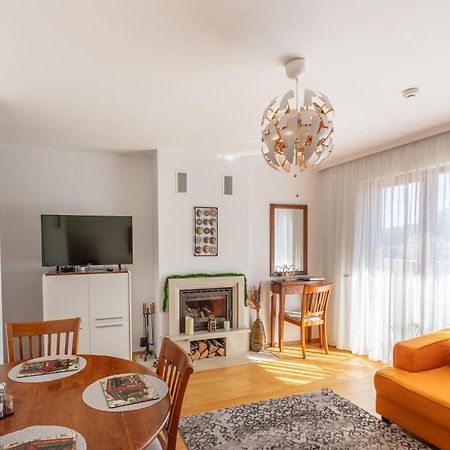 One Bedroom Apartment Pirin Lodge Банско Екстериор снимка