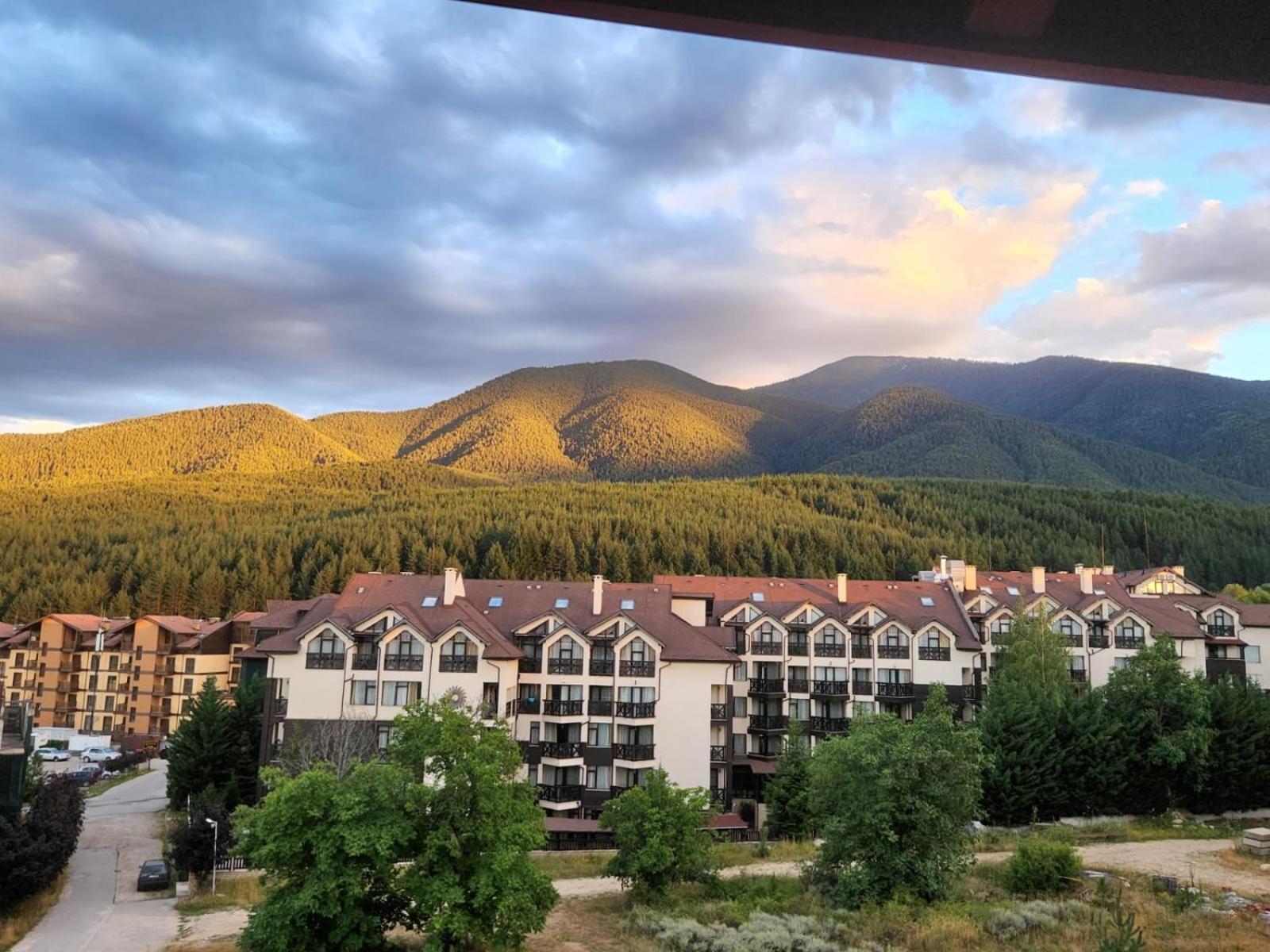 One Bedroom Apartment Pirin Lodge Банско Екстериор снимка