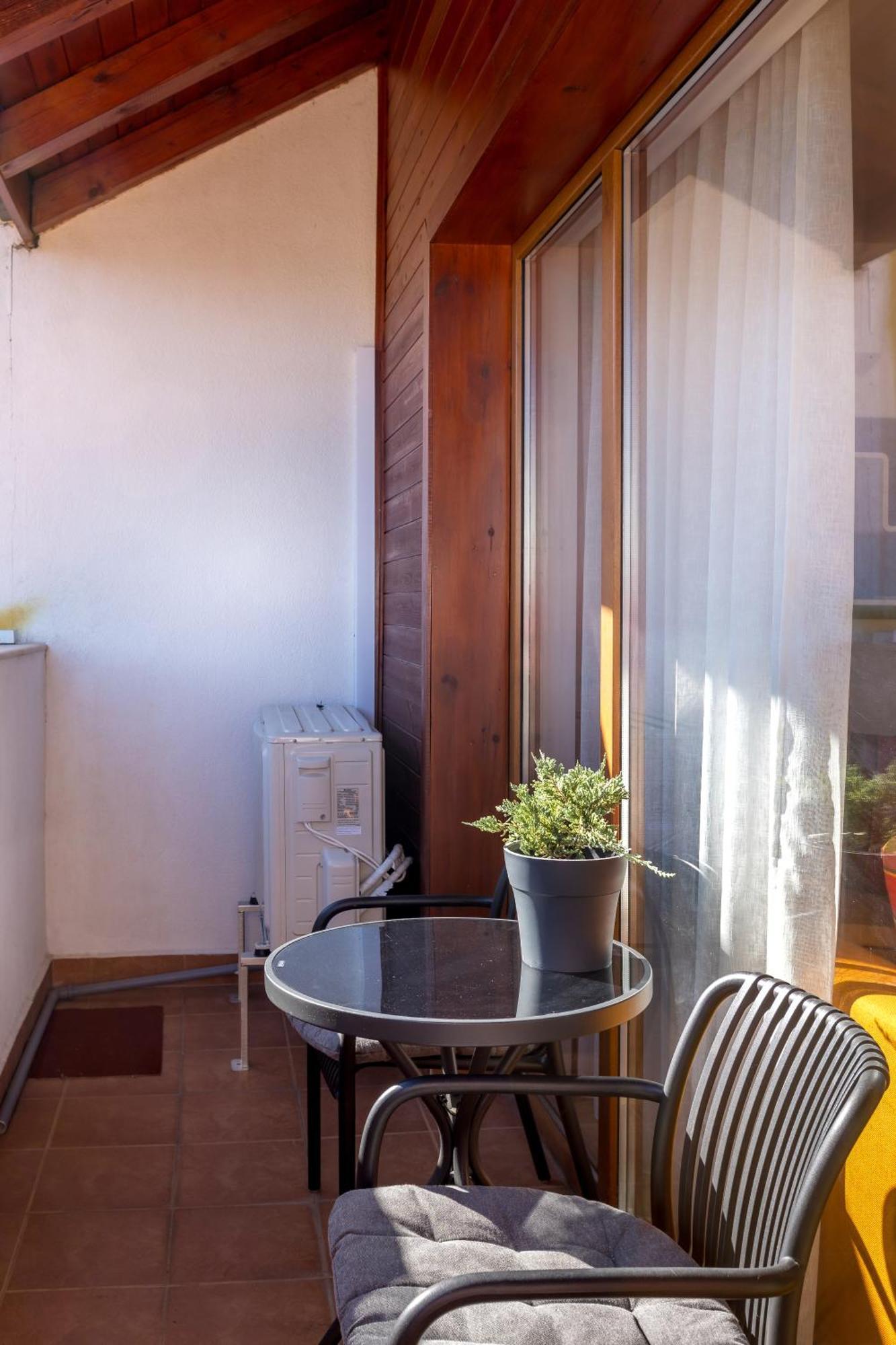 One Bedroom Apartment Pirin Lodge Банско Екстериор снимка